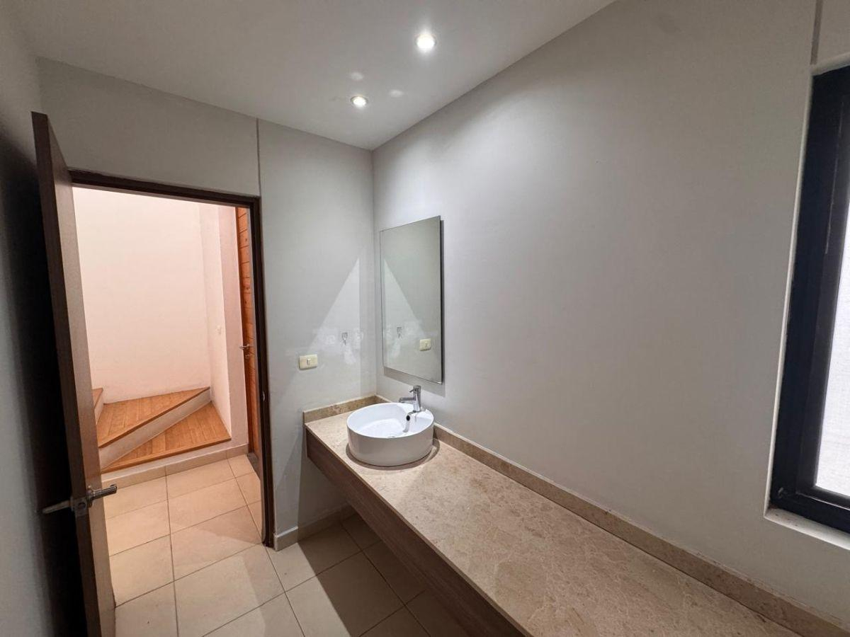 Condesa de Tequisquiapan 1040-lote 28, La Condesa, Querétaro 14 La Condesa, Juriquilla | Casa