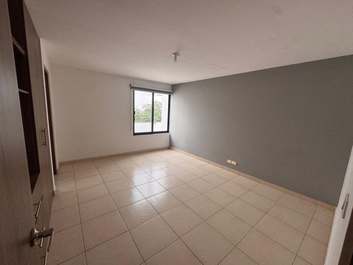 Condesa de Tequisquiapan 1040-lote 28, La Condesa, Querétaro 16 La Condesa, Juriquilla | Casa