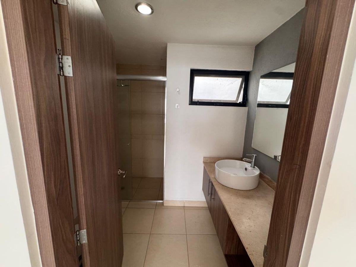 Condesa de Tequisquiapan 1040-lote 28, La Condesa, Querétaro 26 La Condesa, Juriquilla | Casa