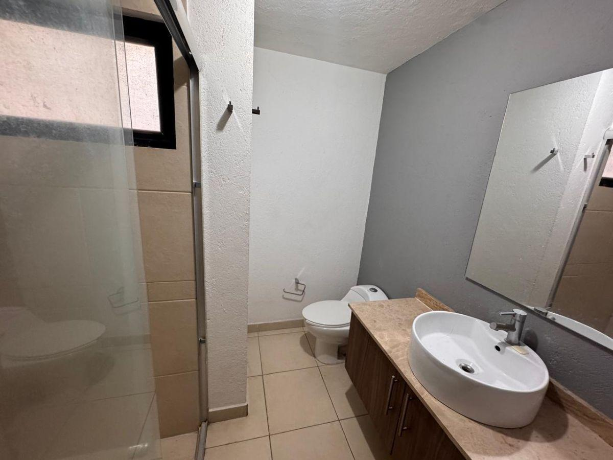 Condesa de Tequisquiapan 1040-lote 28, La Condesa, Querétaro 34 La Condesa, Juriquilla | Casa